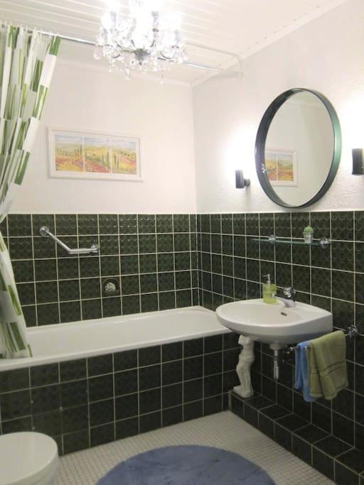 Modernes 1 Zimmer Luxusappartement Kleiner Roland Mit Parkplatz Und Balkon In Bremen Naehe Zentrum Exterior photo