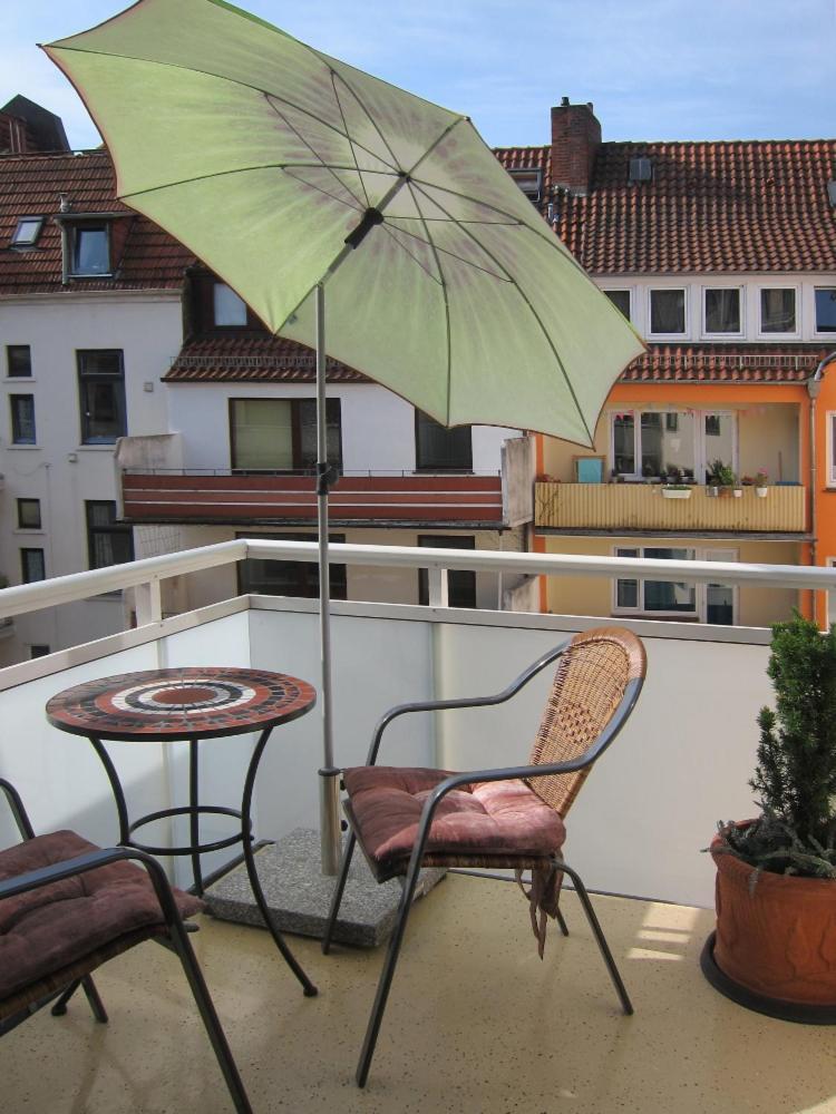 Modernes 1 Zimmer Luxusappartement Kleiner Roland Mit Parkplatz Und Balkon In Bremen Naehe Zentrum Exterior photo